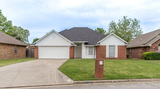 property at 2305 Fordham Ave