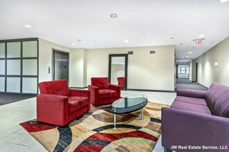 99 Chestnut Hill Ave, Unit 318 in Boston, MA - Building Photo - Building Photo