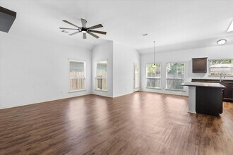 1925 Briar Grove Dr in Conroe, TX - Building Photo - Building Photo