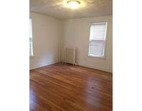 39 Fairmont St, Unit 1 in Cambridge, MA - Building Photo - Building Photo