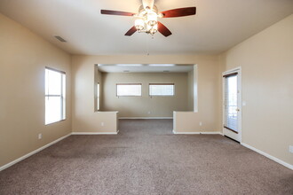 2075 S Illinois Pl in Chandler, AZ - Building Photo - Building Photo