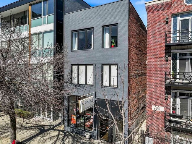 property at 2152 W Division St