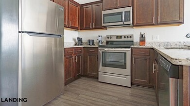 702 US-80, Unit 2905 in Bloomingdale, GA - Building Photo - Building Photo