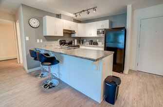 Vanier Woods in Red Deer, AB - Building Photo - Building Photo