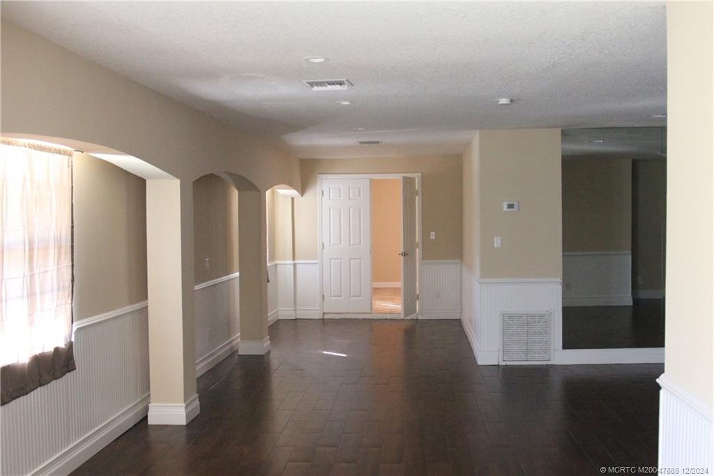 6105 SW Gator Trail in Palm City, FL - Building Photo