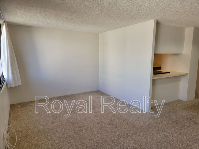 825 Coolidge St in Honolulu, HI - Building Photo - Building Photo