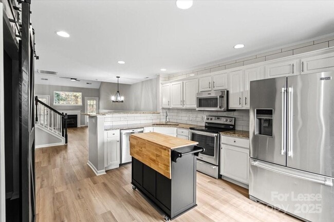 property at 1010 Eagles Nest Ln