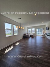5173 Useppa Trl in Woodbury, MN - Building Photo - Building Photo