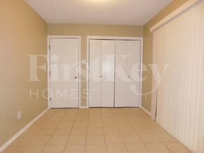 3037 Leeridge Dr in Bartlett, TN - Foto de edificio - Building Photo