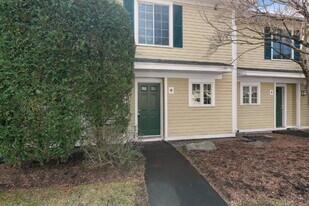 741 Washington St in Easton, MA - Building Photo