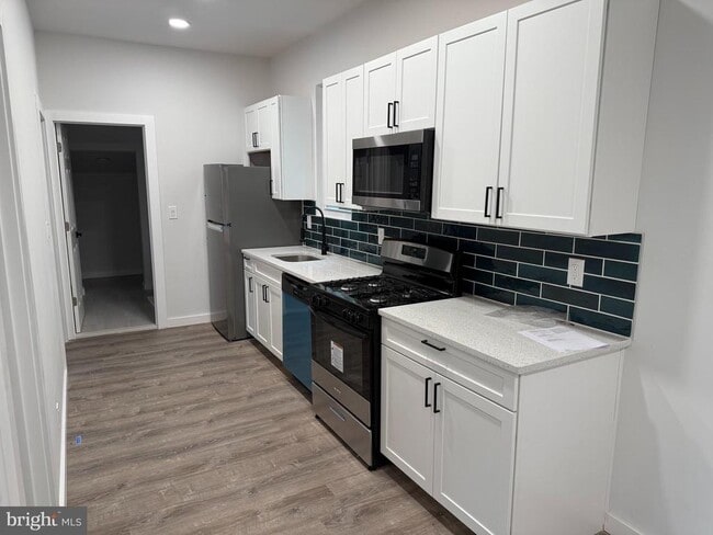 property at 42 N Cove Rd