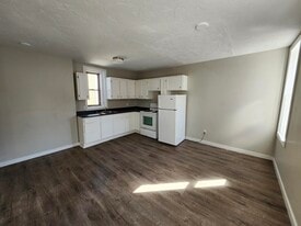 240 Duke St in Saint John, NB - Building Photo