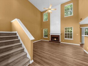 1972 Ashwood Grove Dr in Snellville, GA - Building Photo - Building Photo