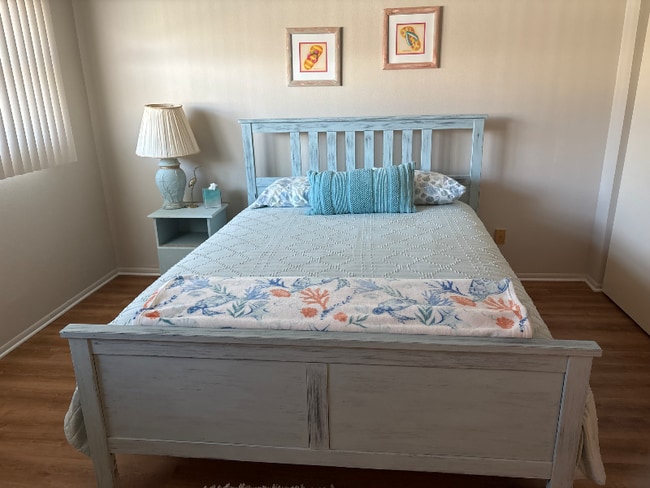 2261 Swedish Dr in Clearwater, FL - Foto de edificio - Building Photo