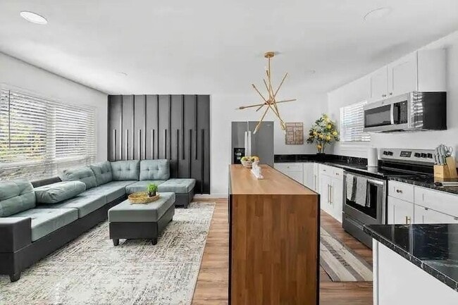 property at 4811 Live Oak St