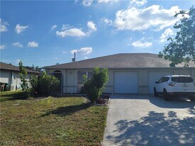 931 SE 23rd Pl in Cape Coral, FL - Building Photo