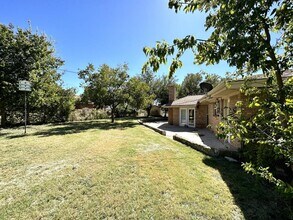710 Hutchings St in Goldthwaite, TX - Building Photo - Building Photo