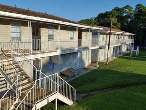 Dorothy Gill Apartments in Pascagoula, MS - Building Photo - Building Photo