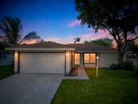 1201 Pine Sage Cir in West Palm Beach, FL - Building Photo