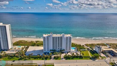 3000 S Ocean Blvd in Boca Raton, FL - Building Photo - Building Photo