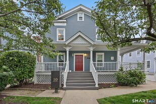 10 Haviland St in Norwalk, CT - Building Photo