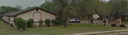 611 S Leo Ave in La Joya, TX - Building Photo - Building Photo
