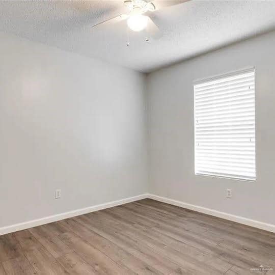 9 San Esteban St in Mission, TX - Building Photo - Building Photo