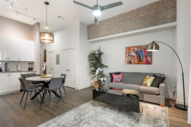 property at 144 Elk Pl