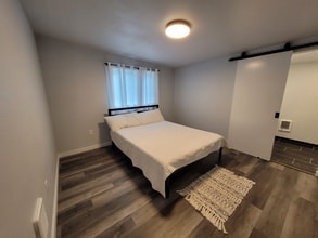 3450 A G A Rd in Hood River, OR - Building Photo - Building Photo