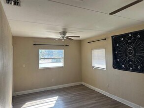 485 W Assembly St in Eagle Lake, FL - Building Photo - Building Photo