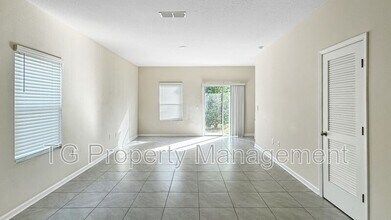 9610 Baylin Ct in Jacksonville, FL - Building Photo - Building Photo