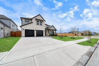 1500 Sunrise Gables Dr in Katy, TX - Building Photo - Building Photo