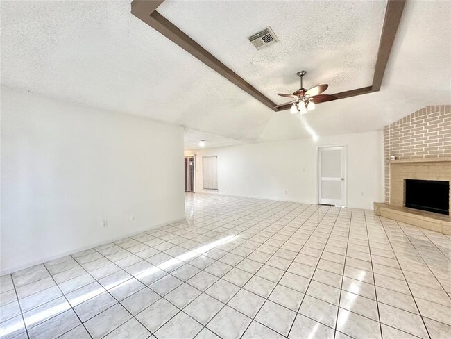 6115 Briar Terrace Dr in Houston, TX - Building Photo - Building Photo