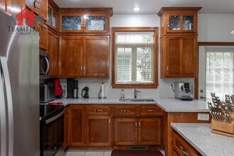 141 Cavil Way in De Pere, WI - Building Photo - Building Photo