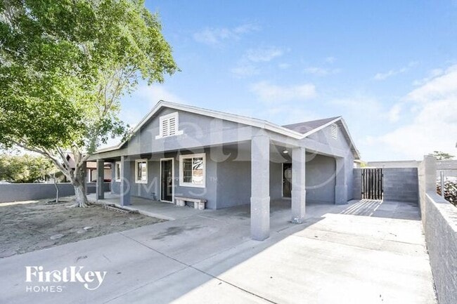 8439 S 9th Pl in Phoenix, AZ - Building Photo - Building Photo
