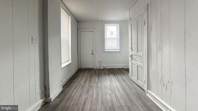 56 N Dewey St in Philadelphia, PA - Building Photo - Building Photo