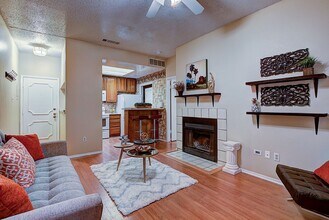 2406 Rio Grande St in Austin, TX - Building Photo - Building Photo