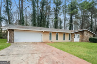 140 Port Antonio Ct SW in College Park, GA - Building Photo - Building Photo