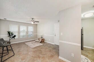 The Park at Orvieto in Tampa, FL - Foto de edificio - Building Photo