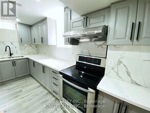 43 Hoxton Rd in Brampton, ON - Building Photo - Building Photo