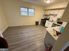 209 Narberth Ave in Sewell, NJ - Building Photo - Building Photo