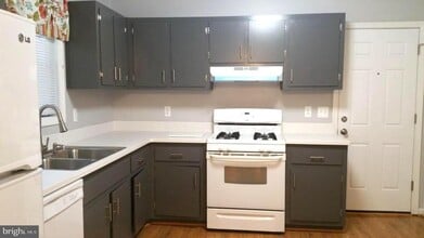 1528 11th St S in Arlington, VA - Building Photo - Building Photo