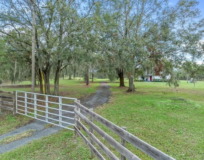 965 Keen Rd in Frostproof, FL - Building Photo - Building Photo