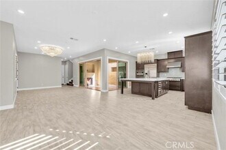 177 Terrapin in Irvine, CA - Building Photo - Building Photo