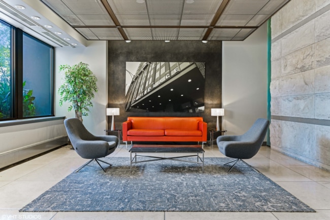 600 N Kingsbury St in Chicago, IL - Foto de edificio - Building Photo