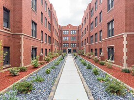 3946 N Janssen Ave in Chicago, IL - Building Photo