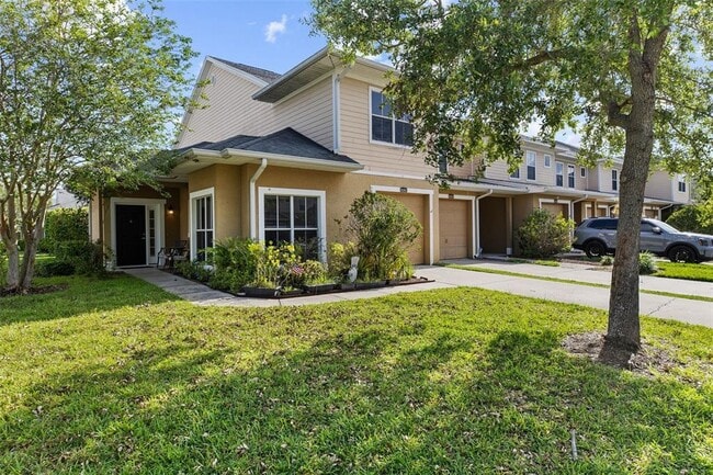 8202 Down Royal Rd in Tampa, FL - Building Photo - Building Photo