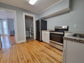 28 Coral St in Concord, NH - Building Photo - Building Photo