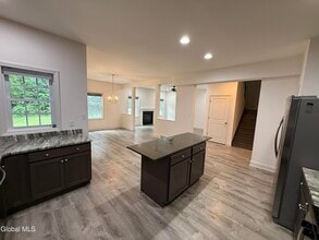 476 Moe Rd in Clifton Park, NY - Building Photo - Building Photo