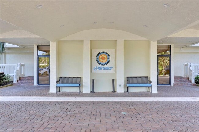 10000 S Ocean Dr in Jensen Beach, FL - Building Photo - Building Photo